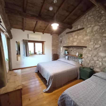 Corte Davini Agriturismo Monzambano Kültér fotó