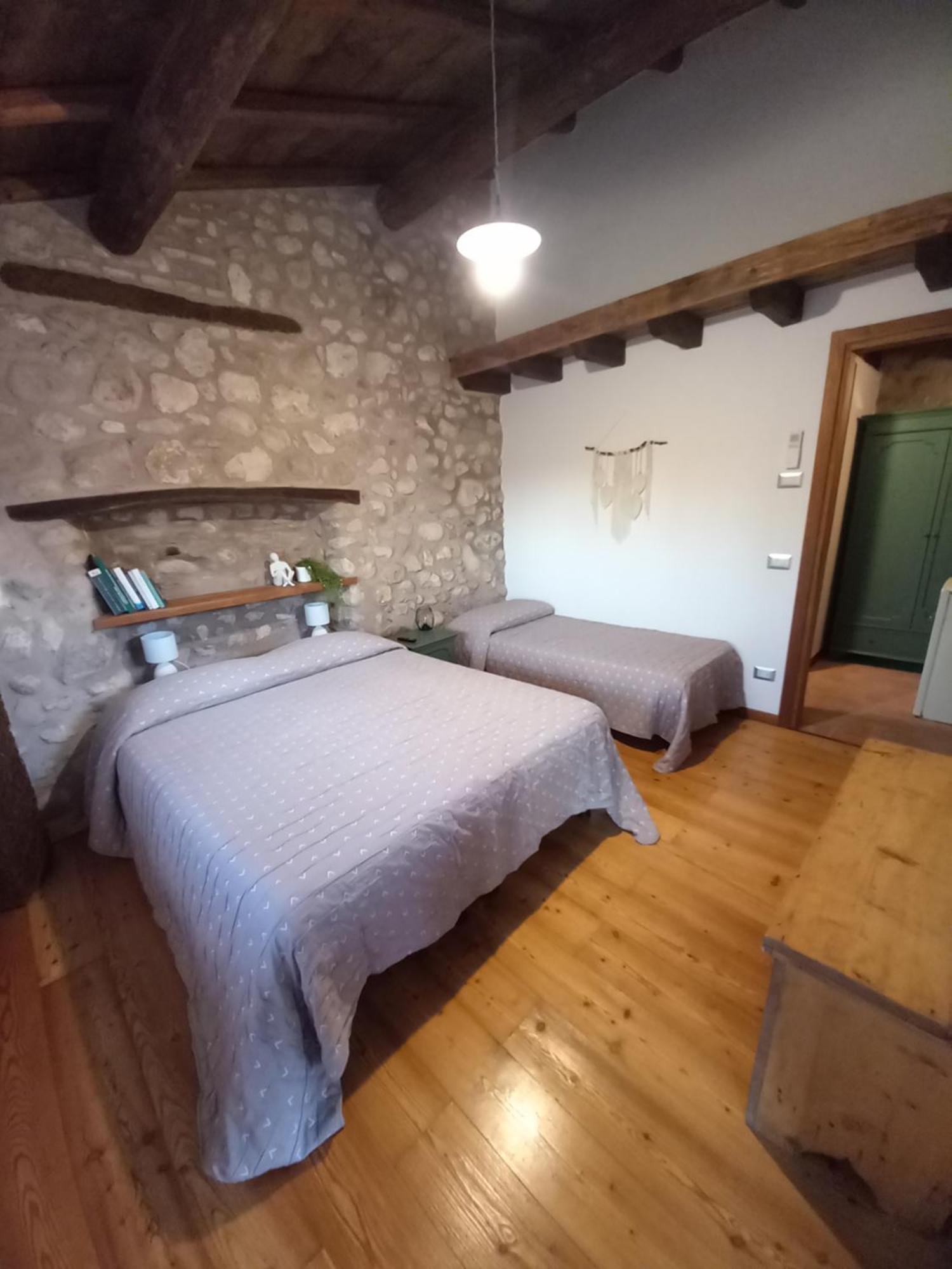 Corte Davini Agriturismo Monzambano Kültér fotó
