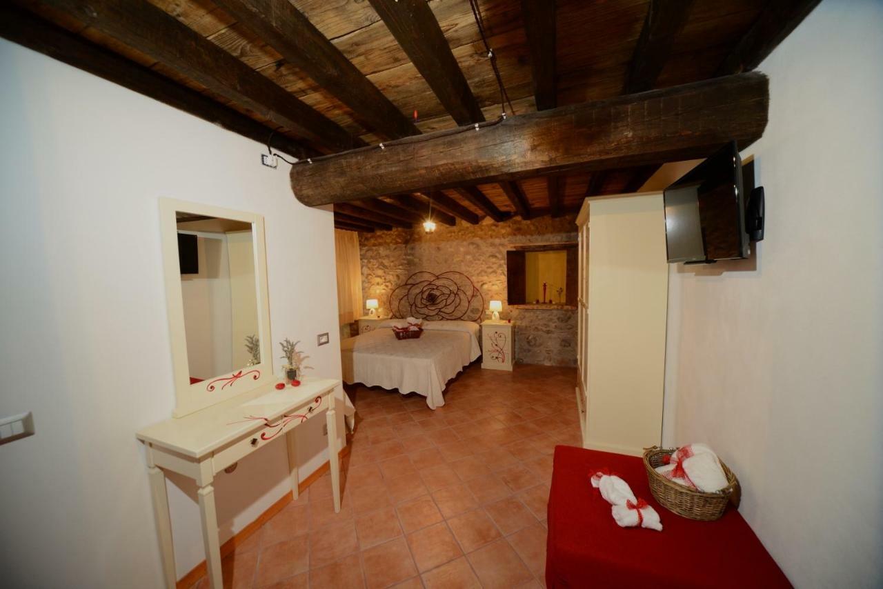 Corte Davini Agriturismo Monzambano Kültér fotó